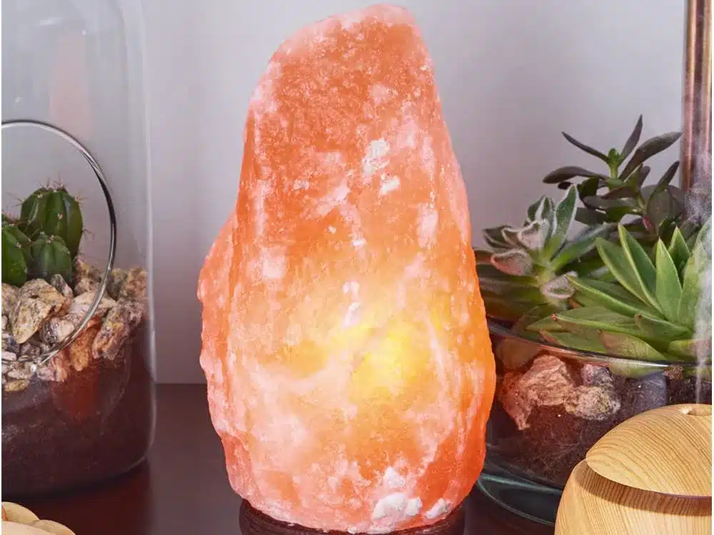 rocksaltpns-Himalayan-Salt-Lamp-decorating-and-designing-with-himalayan-pink-salt-lamp-at-home